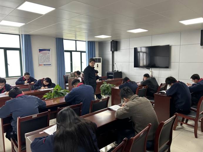 建材公司、檢測(cè)公司聯(lián)合開展管理人員業(yè)務(wù)提升考試